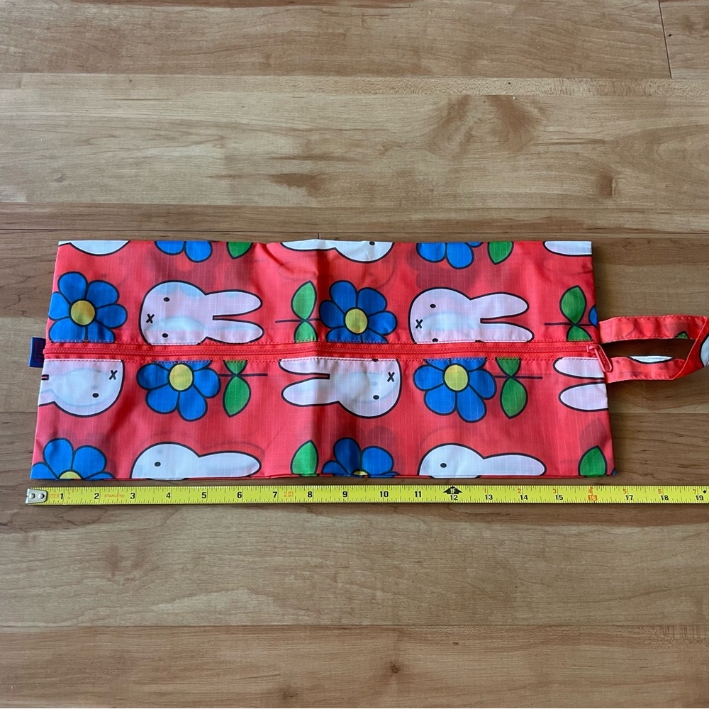 BAGGU X Miffy Large 3D Zip Pouch